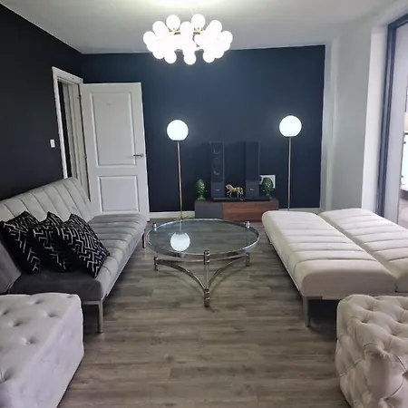Rated Luxury In Centre Birmingham
